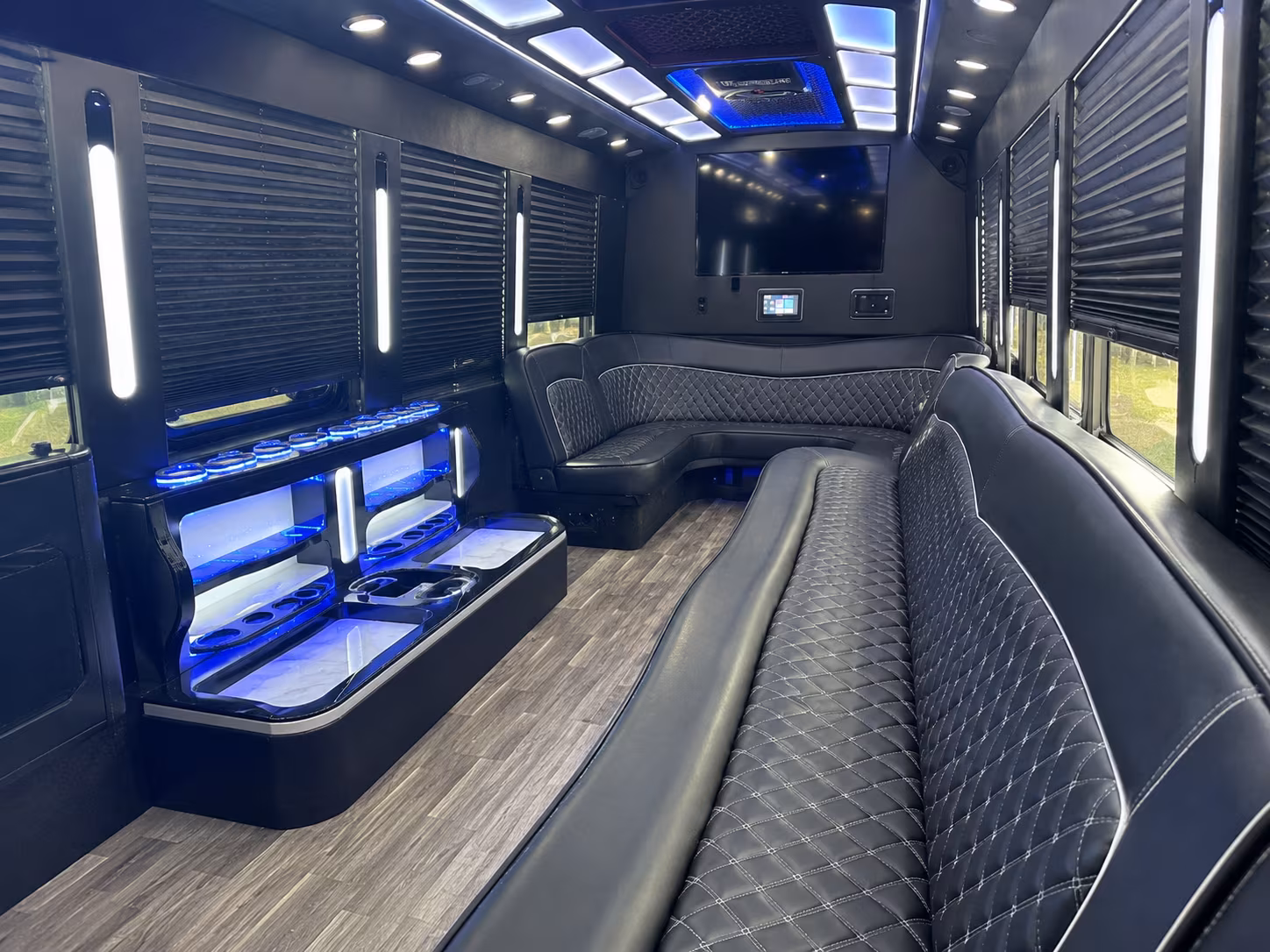 garland party bus gallery